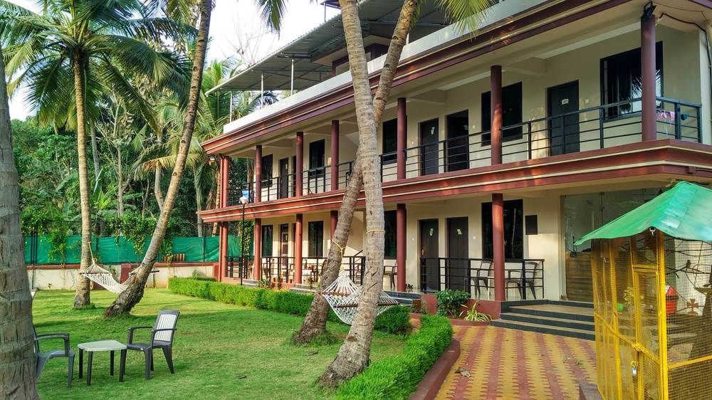 Lazy Frog Guest House Cavelossim Exterior photo